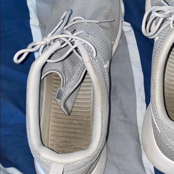 Grey/White Nike Roshes - Picture 7 of 8